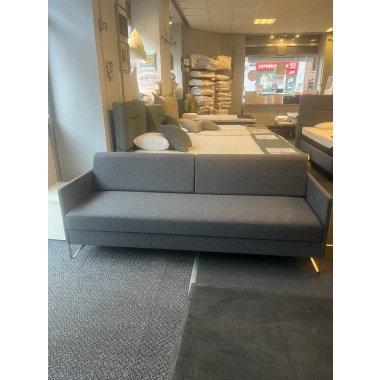 Hestbæk Sovesofa model 33 - Sovemål 142x200 cm - Kira uld 21 grå - Udstillingsmodel - Sovesofaer