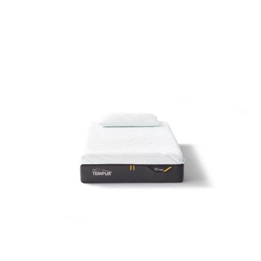 TEMPUR PRO® PLUS COOLQUILT MEDIUM FIRM - En medium-fast madrasfølelse med fri bevægelighed og tilpasset støtte. - Trykaflastende madras 160x210 CM